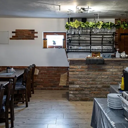 Gasthof Vinarstvi Herufek Zaječí